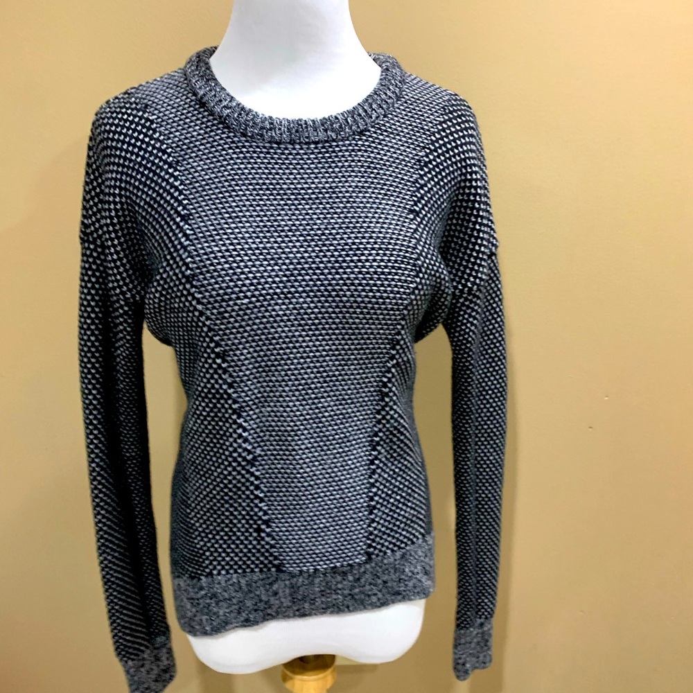 Lululemon Knit Merino Wool Athletica Yogi Sweater, Size S